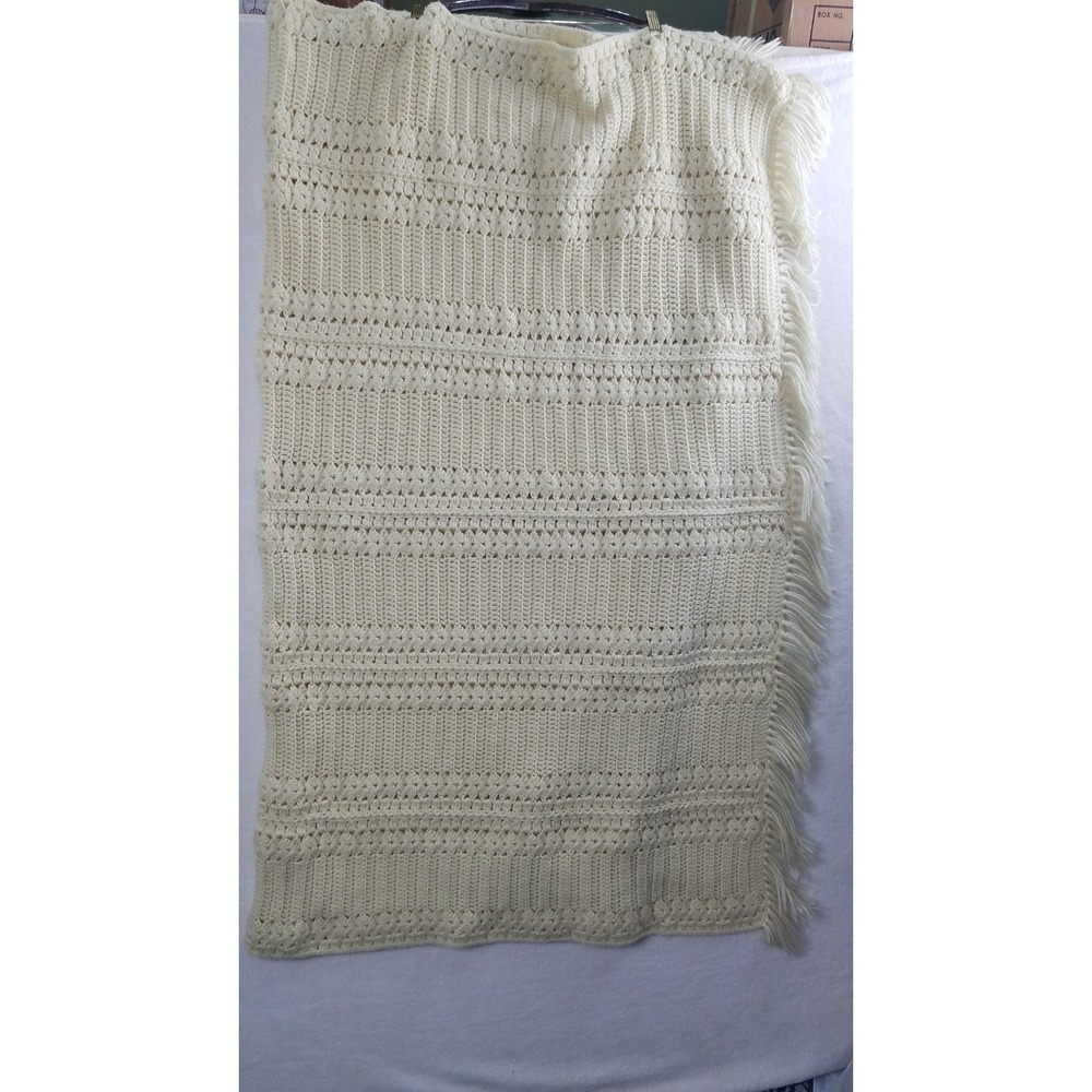 Crochet Blanket Throw Handmade buttercream Fringe Cozy Warm Vintage soft acrylic